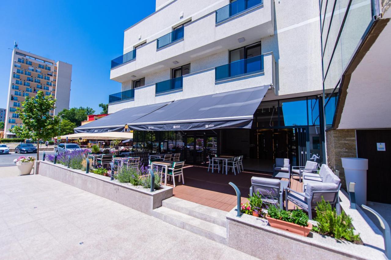 Hotel Prestige Mamaia Buitenkant foto